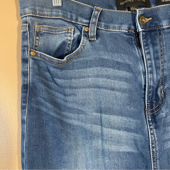 Kendall & Kylie Deep Blue Skinny Jeans Size 13 - Picture 3 of 7